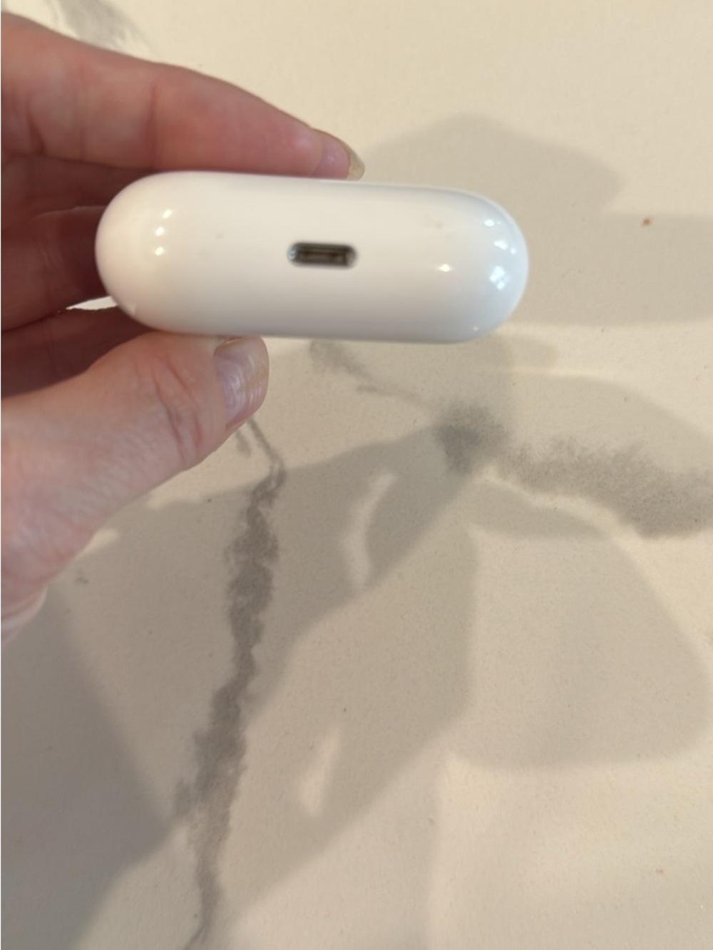 AirPods Pro Gen 1 - Picture 5 of 6